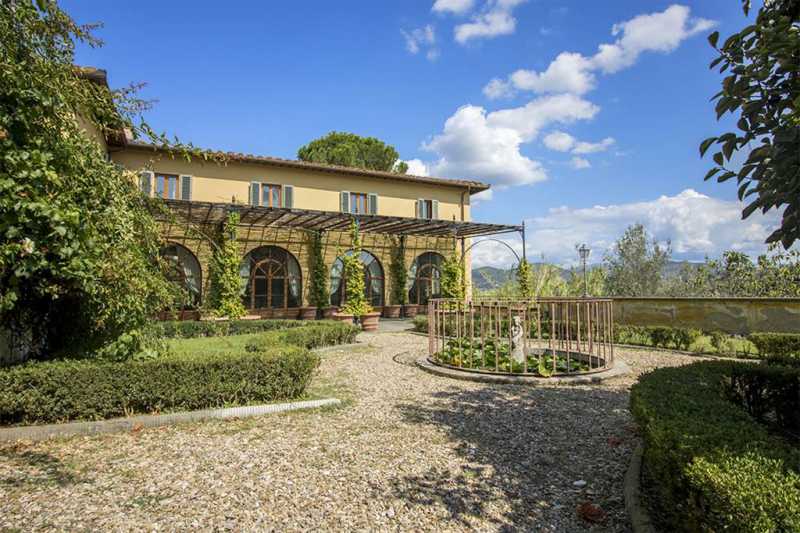 Villa Singola in Vendita ad Firenze - 1650000 Euro