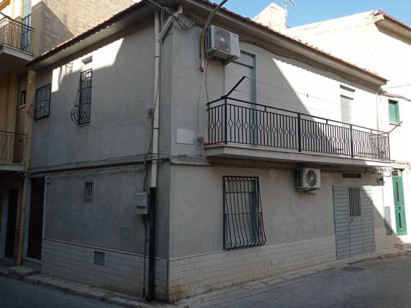 Casa Indipendente in Vendita ad San Cataldo - 50000 Euro