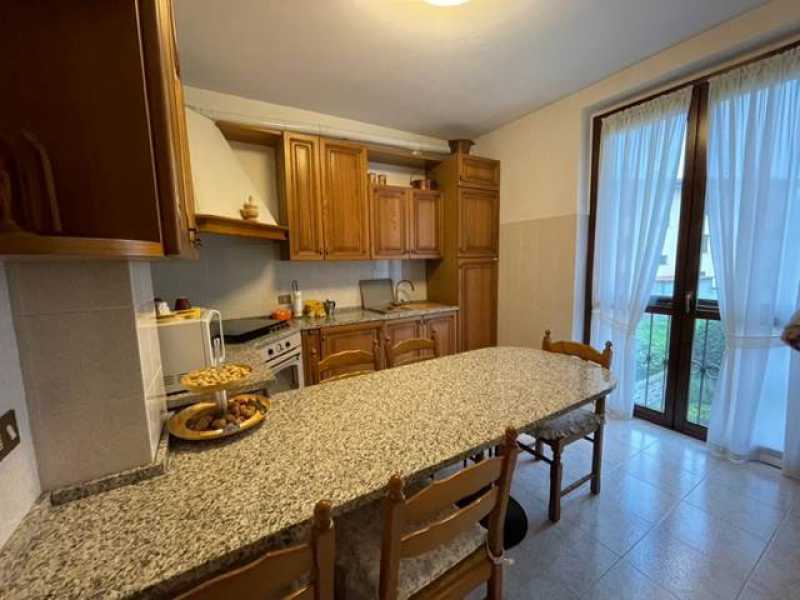 Villa a Schiera in Vendita ad Mortara - 180000 Euro