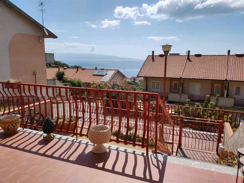 Villa a Schiera in Vendita ad Nizza di Sicilia - 280000 Euro