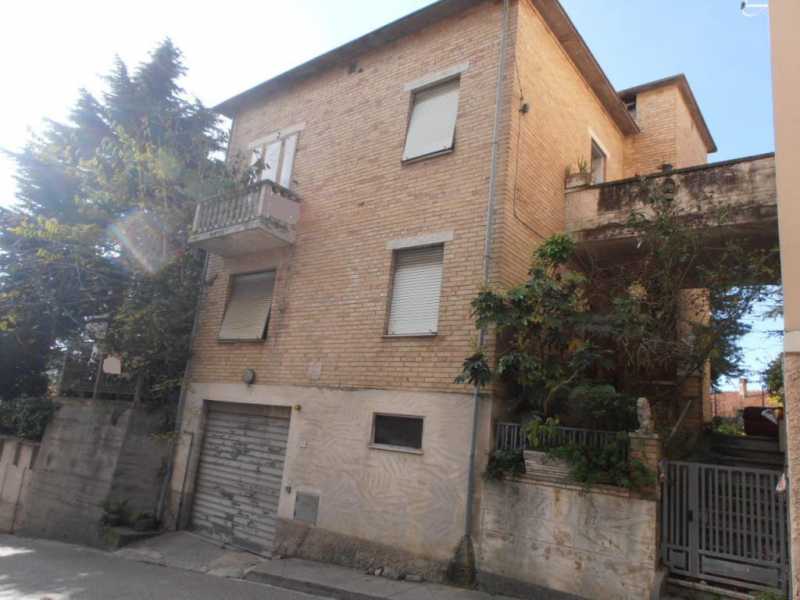 Casa Indipendente in Vendita ad Acquaviva Picena - 70000 Euro