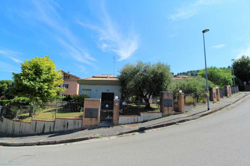 Villa a Schiera in Vendita ad San Benedetto del Tronto - 320000 Euro