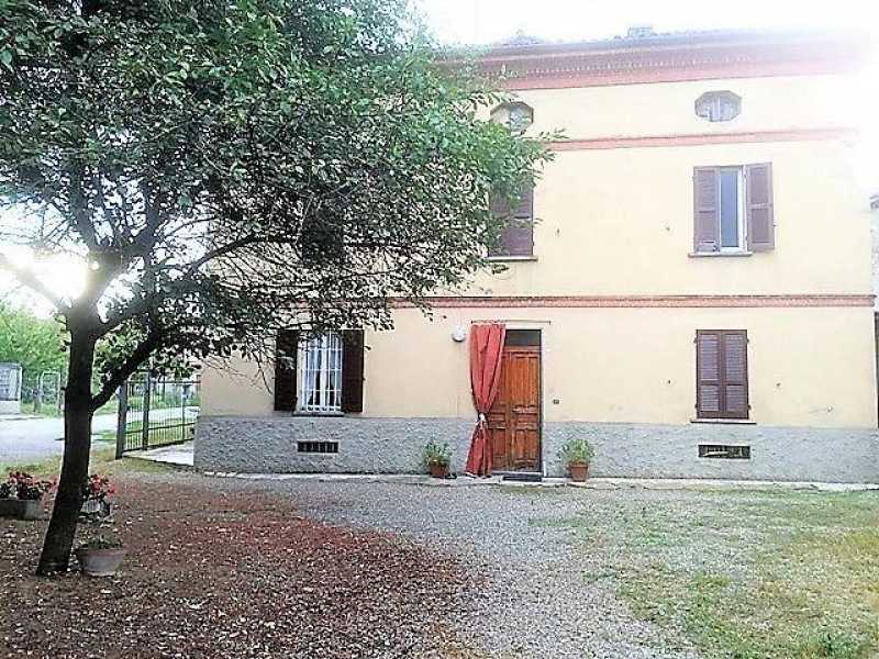 Casa Indipendente in Vendita ad Santa Giuletta - 70000 Euro