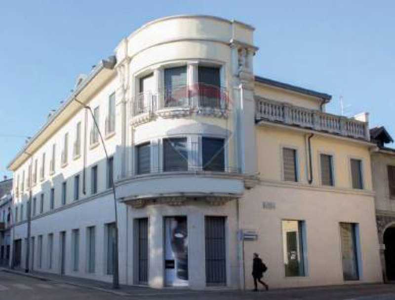 Appartamento in Vendita ad Legnano - 420000 Euro