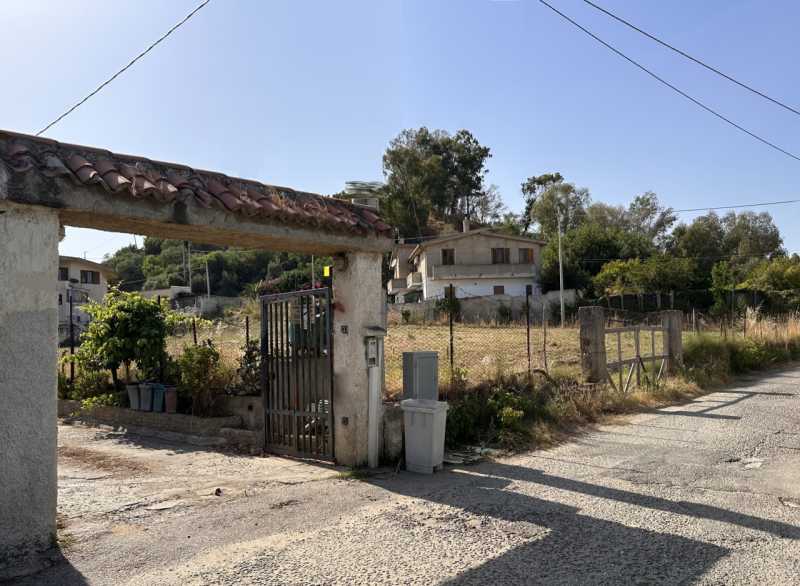 Villa in Vendita ad Catanzaro - 69000 Euro