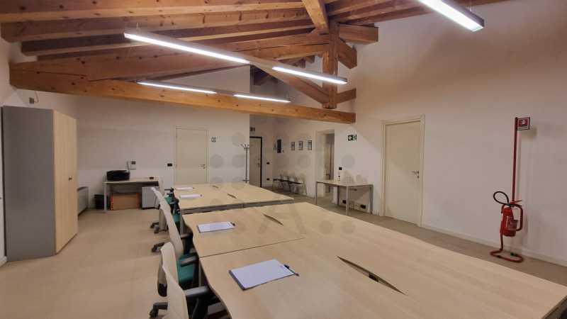 Ufficio in Affitto ad Abano Terme - 1200 Euro