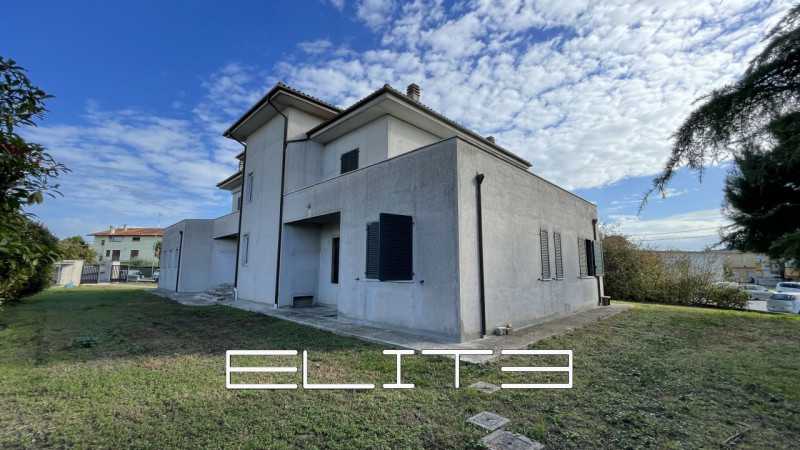 Casa Indipendente in Vendita a Osimo - 340000 Euro
