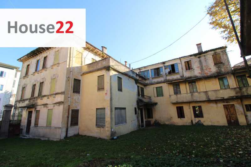 Edificio-Stabile-Palazzo in Vendita ad Vicenza - 1600000 Euro