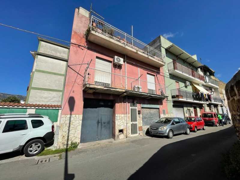 Casa Indipendente in Vendita ad Palermo - 130000 Euro
