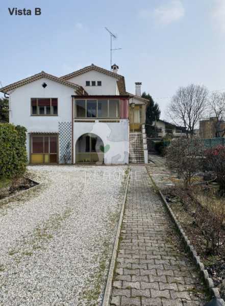 Casa Indipendente in Vendita a Udine - 360000 Euro