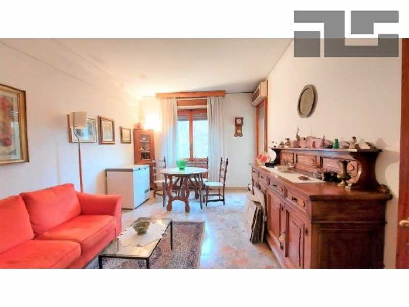 Appartamento in Vendita ad Firenze - 395000 Euro