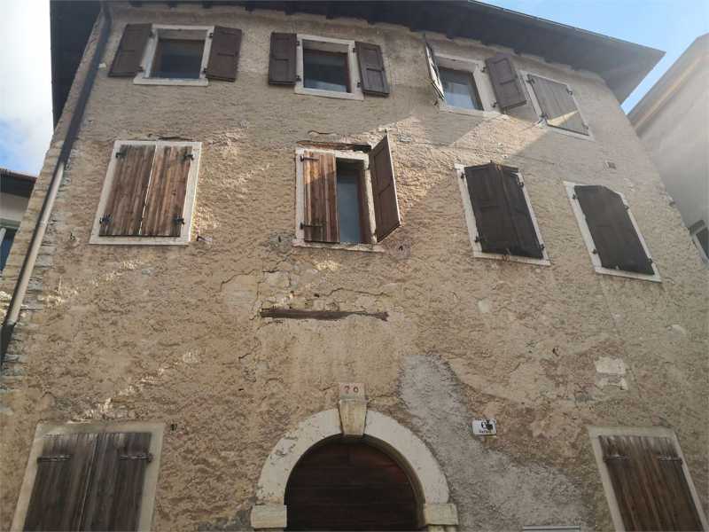 casa indipendente in Vendita ad Rovereto - 120000 Euro