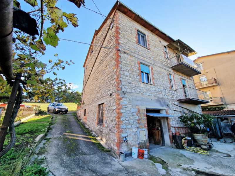 Villa Singola in Vendita ad Magione - 129000 Euro