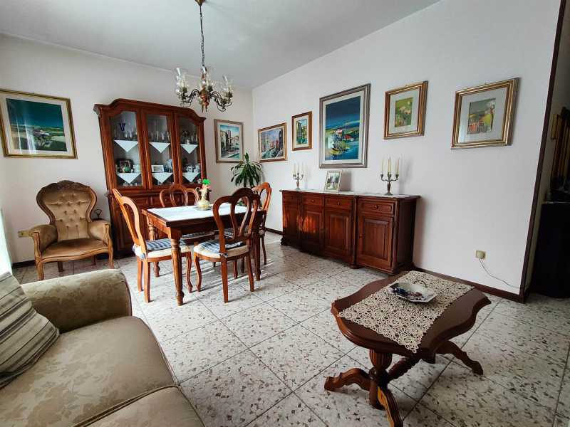 Villa a Schiera in Vendita ad Chioggia - 380000 Euro