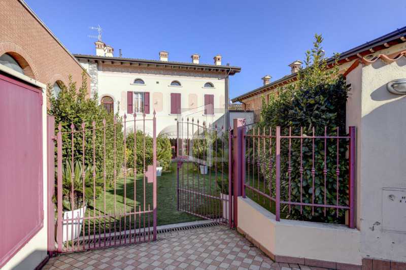 Appartamento in Vendita ad San Felice del Benaco - 490000 Euro
