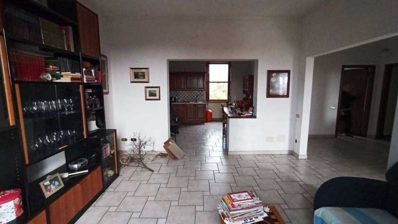 appartamento in Vendita ad Castelnuovo Magra - 160000 Euro