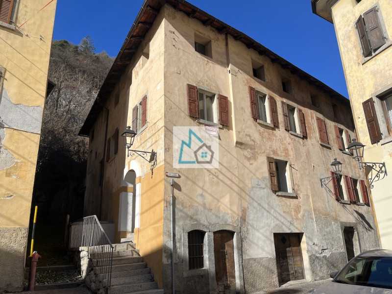 Appartamento in Vendita ad Tione di Trento - 80000 Euro