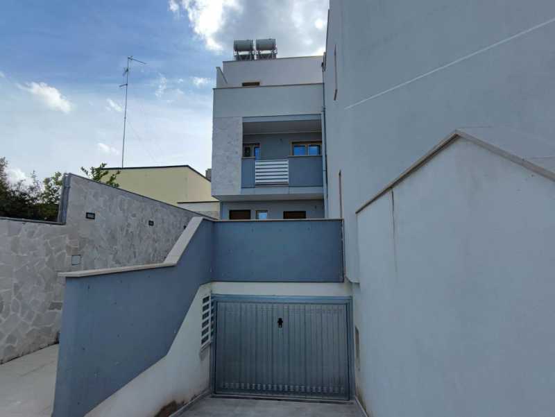 Casa Indipendente in Vendita ad Bari - 330000 Euro