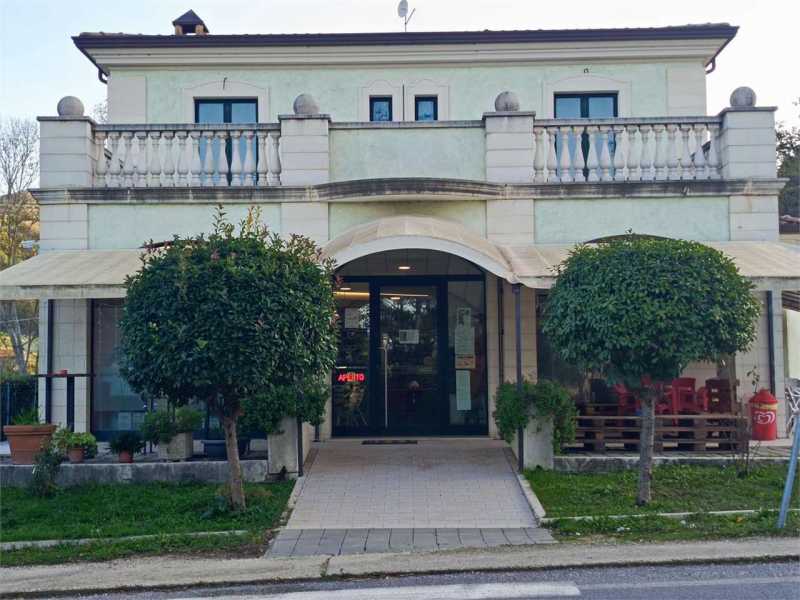 edificio-stabile-palazzo in Vendita ad Collazzone - 450000 Euro