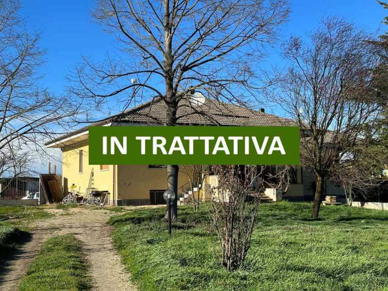 villa in Vendita ad Valfenera - 127000 Euro