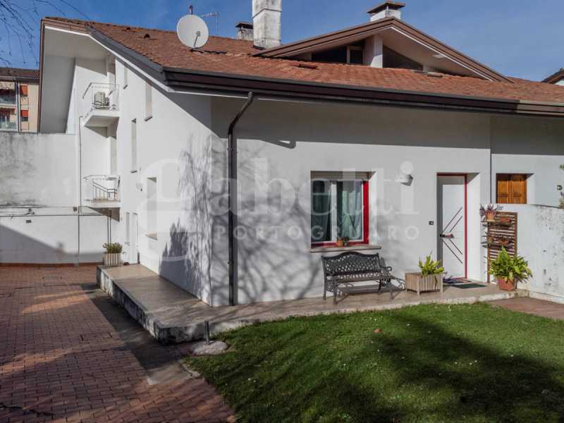 Villa Trifamiliare in Vendita ad Portogruaro - 235000 Euro