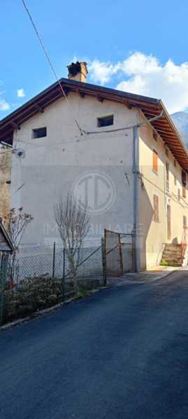 Villa a Schiera in Vendita ad Posina - 45000 Euro