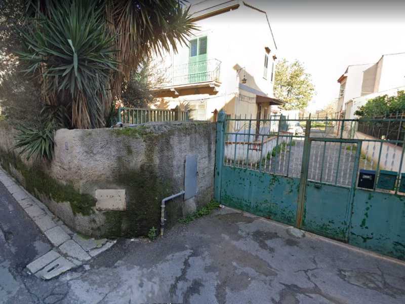 Casa Indipendente in Vendita ad Palermo - 110000 Euro