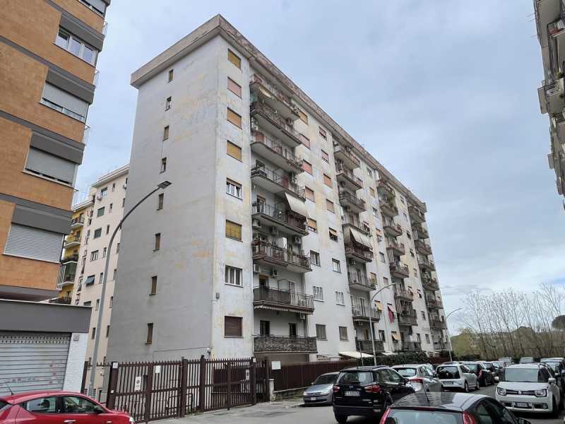 Appartamento in Vendita ad Roma - 275000 Euro