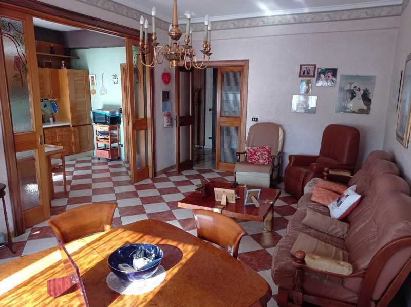 Appartamento in Affitto ad Cosenza - 1100 Euro