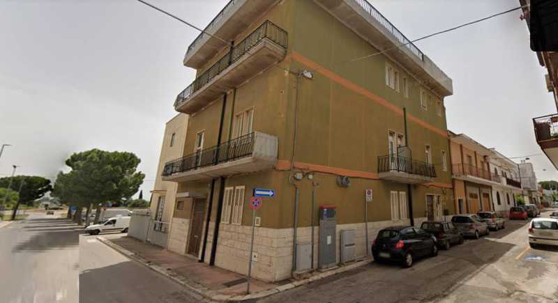 Edificio-Stabile-Palazzo in Vendita ad Adelfia - 800000 Euro