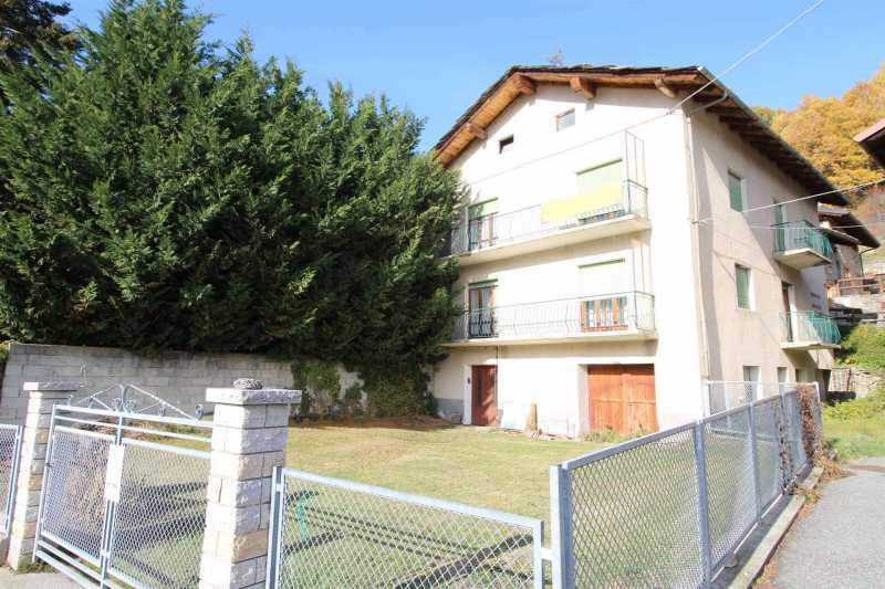 Casa Indipendente in Vendita ad Verrayes - 155000 Euro