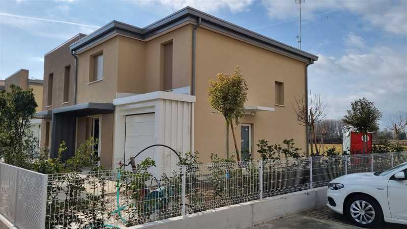 Villa a Schiera in Vendita ad Quinto di Treviso - 299000 Euro