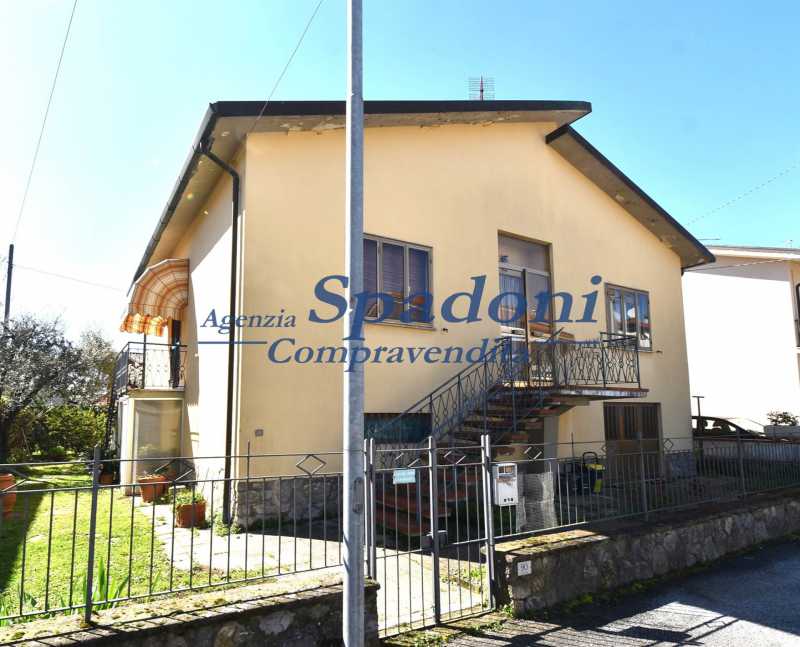 Villa Singola in Vendita ad Massa e Cozzile - 230000 Euro