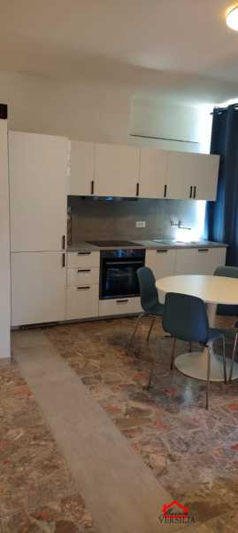 Appartamento in Affitto ad Carrara - 850 Euro