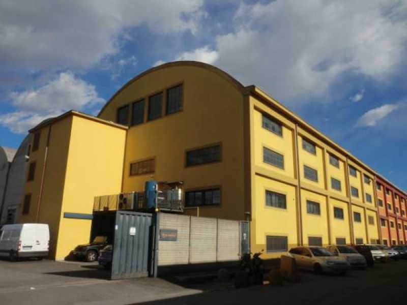 Laboratorio in Vendita ad Milano - 1300000 Euro