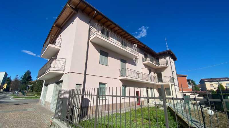 Appartamento in Vendita ad Calusco D`adda - 149000 Euro