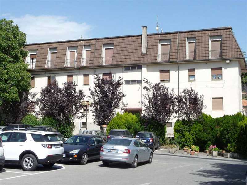 Appartamento in Vendita ad Castel del Piano - 40000 Euro