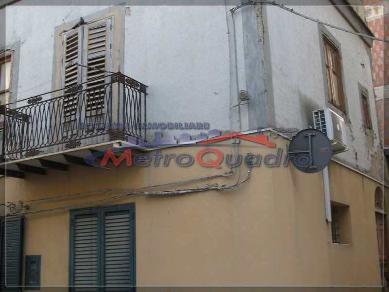 Casa Indipendente in Vendita ad Delia - 35000 Euro