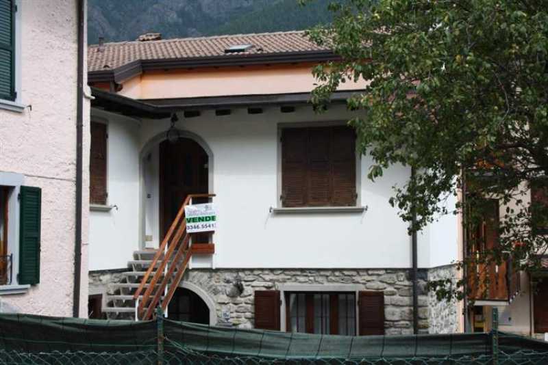 Appartamento in Vendita ad Schilpario - 79000 Euro