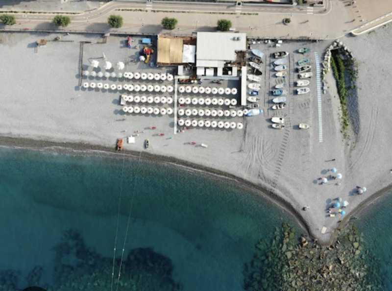 Stabilimento balneare in Vendita ad Vallecrosia - 450000 Euro