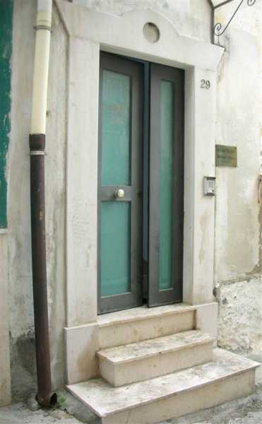 Ufficio in Affitto ad Canosa di Puglia - 280 Euro