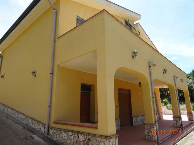 Villa Singola in Vendita ad San Cataldo - 230000 Euro
