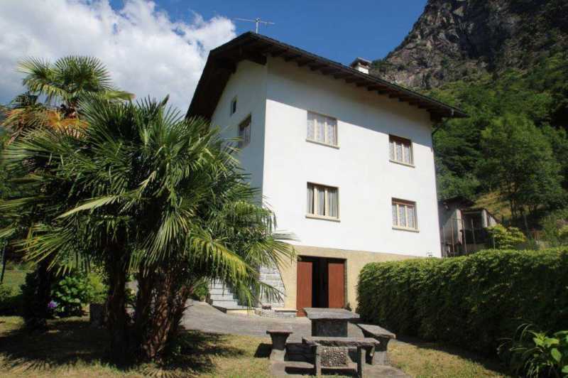 Casa Indipendente in Vendita ad Chiavenna - 299000 Euro