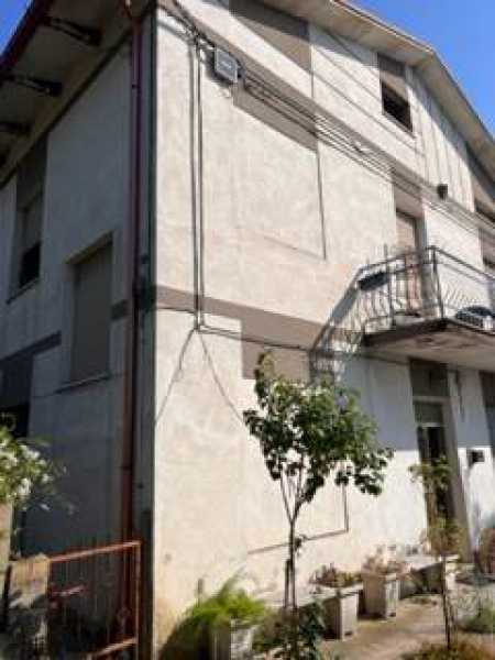 Casa Indipendente in Vendita ad Sant`elpidio a Mare - 220000 Euro