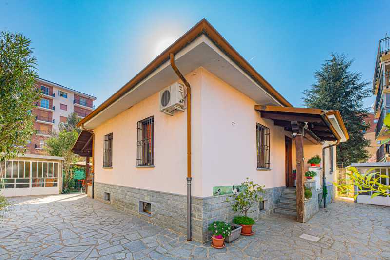 Villa in Vendita ad Collegno - 348000 Euro