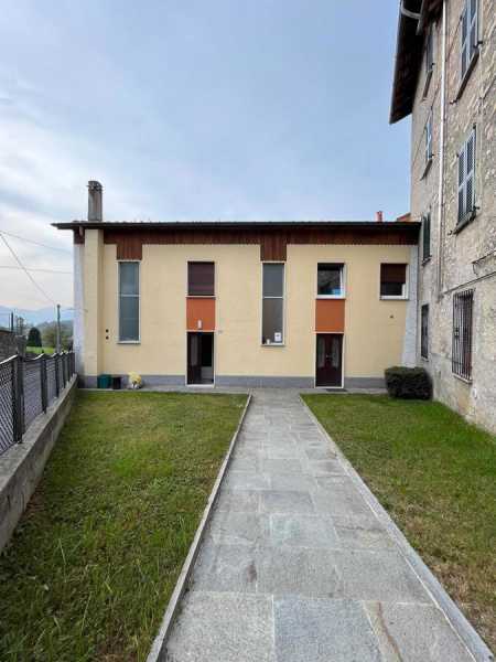 Appartamento in Vendita ad Alta Valle Intelvi - 80000 Euro