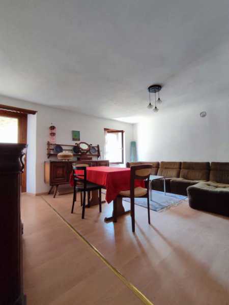 Casa Indipendente in Vendita ad Alta Valle Intelvi - 65000 Euro