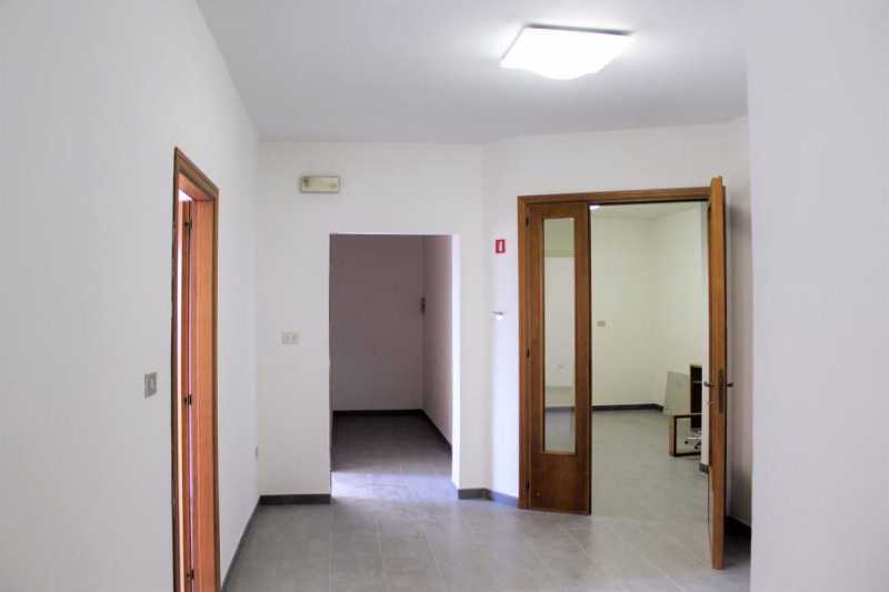 Ufficio in Affitto ad Arezzo - 1200 Euro