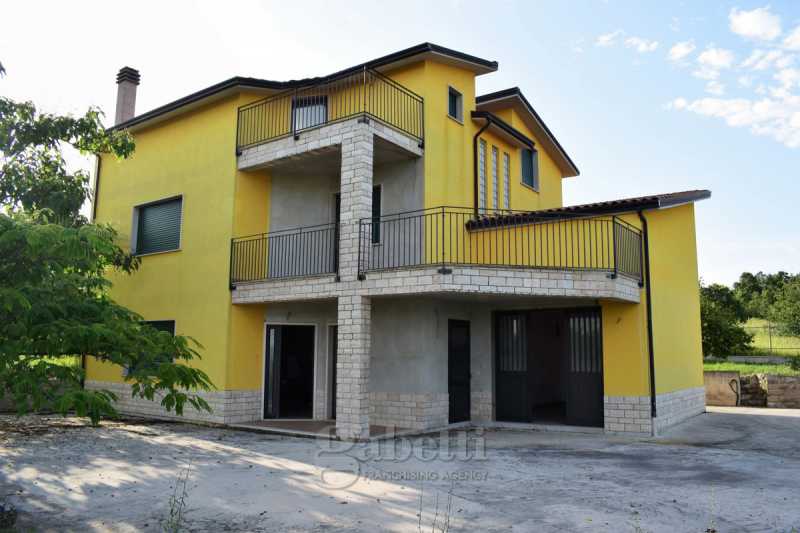 Villa in Vendita ad Campodipietra - 299000 Euro