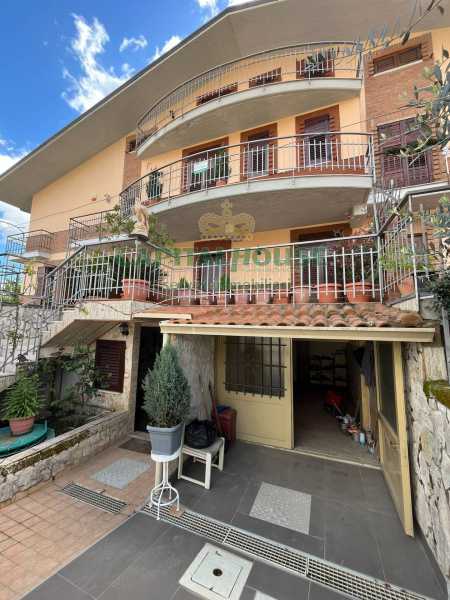 Villa a Schiera in Vendita ad Avellino - 299000 Euro
